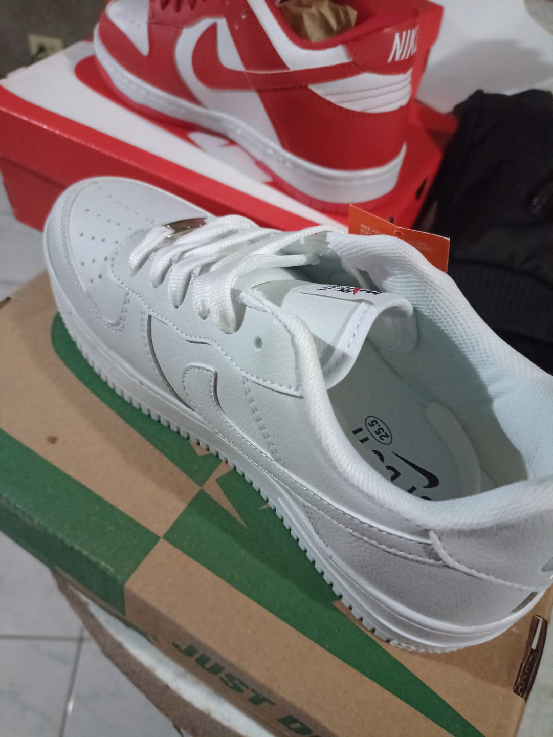 Customer photo review of Tenis 270 Blanco Total