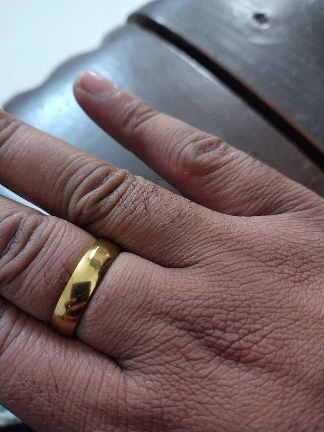 Customer photo review of Plain Gold Band Ring