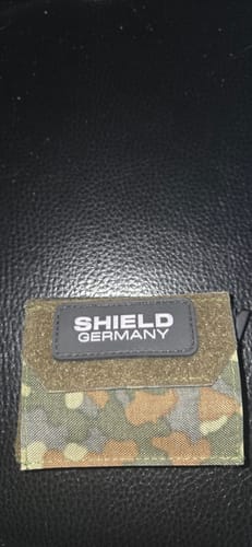 Alexander K. review of Tactical Wallet inkl. 3x Patch + Münzfach - 5 Farben Flecktarn image 1 out of 1