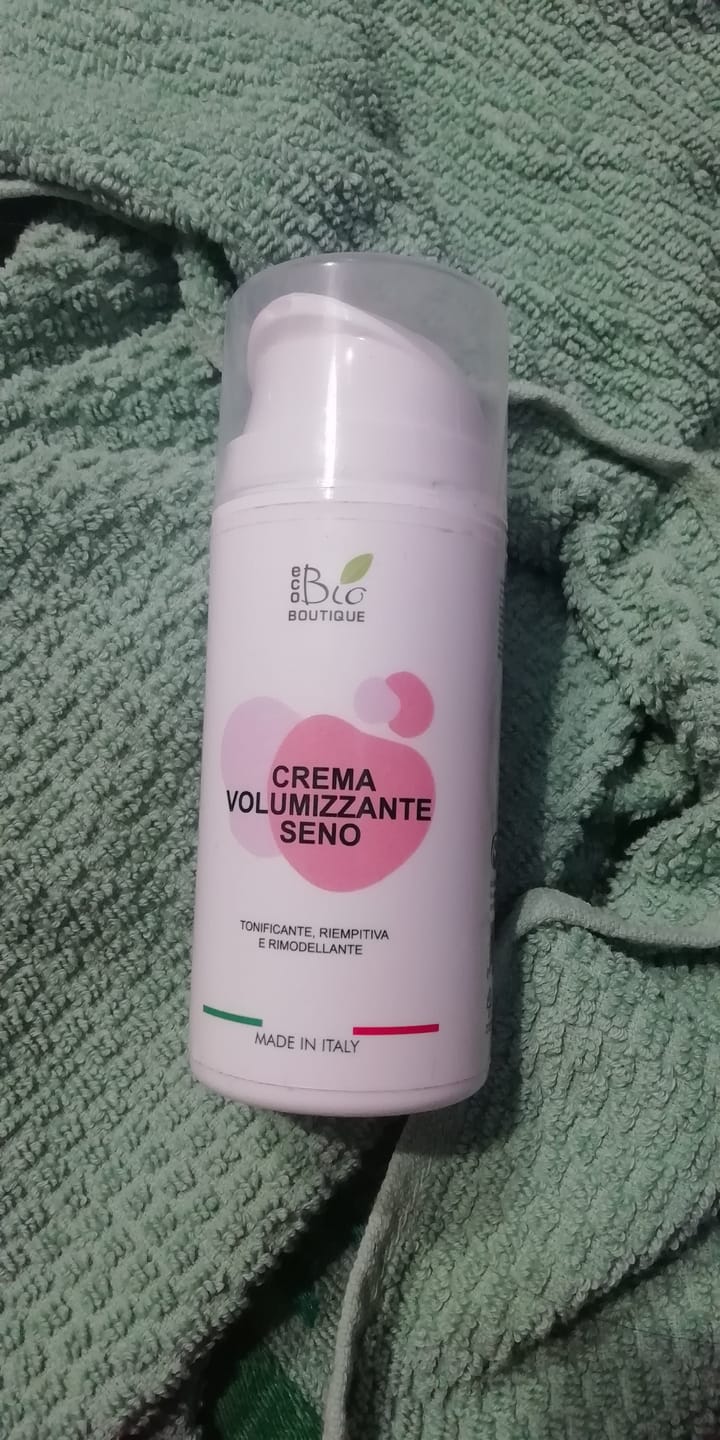 Customer photo review of Crema Volumizzante Seno