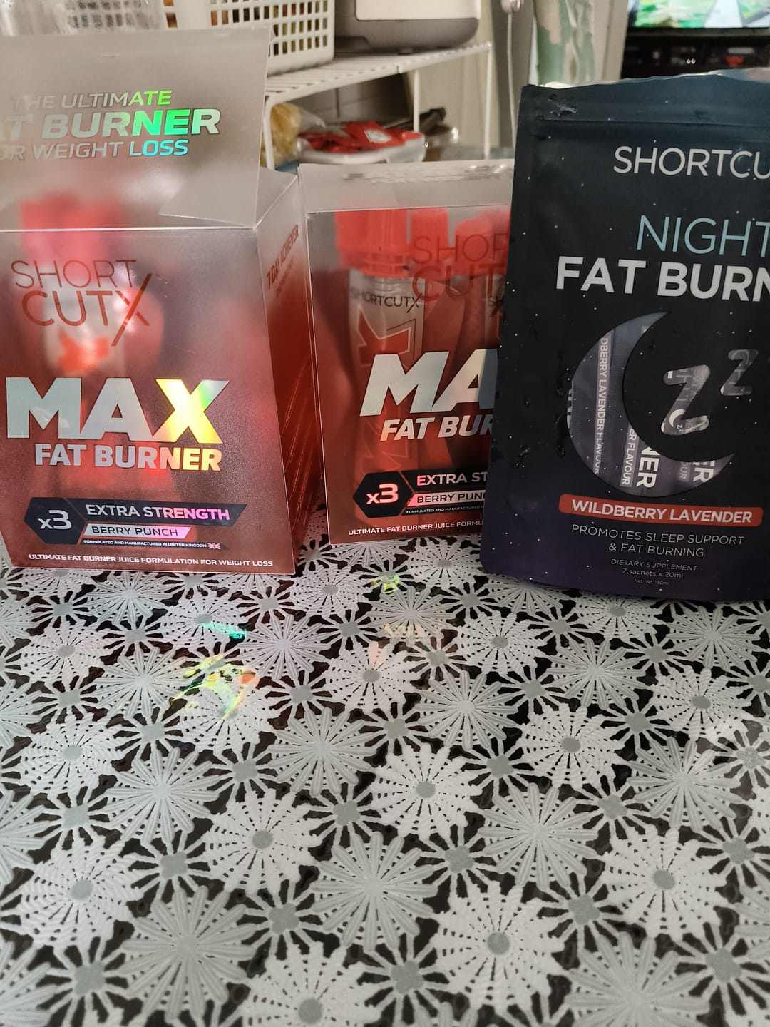 Customer photo review of Shortcutx Max Fat Burner Berry Punch