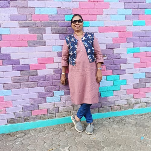 Anjali Ashok J. review of Women English Blue Airy Linen Long Kurta image 1 out of 1