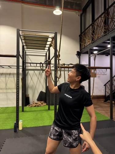 Lynda review of OVERCOME Series Activewear image 1 out of 1