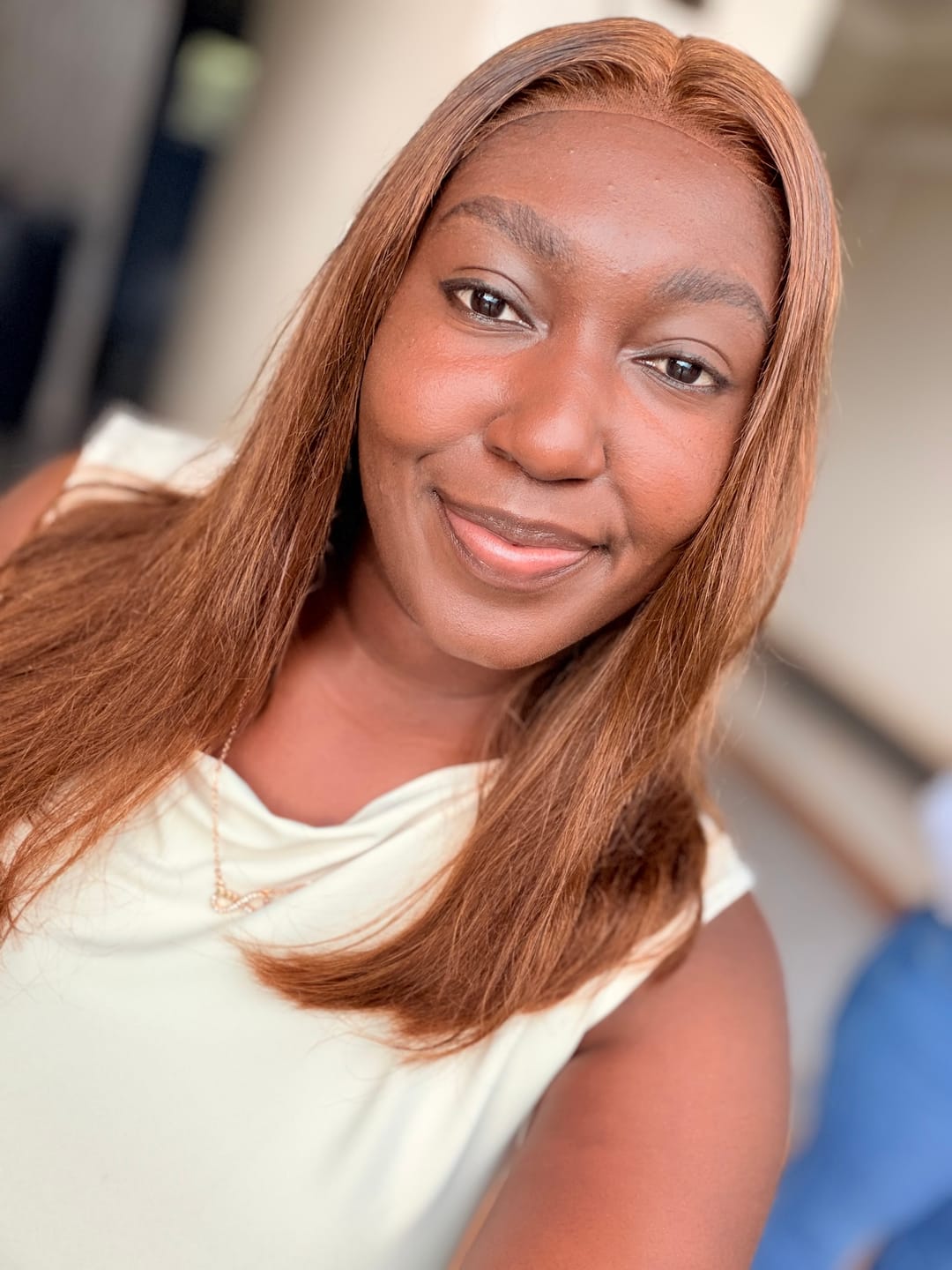 Customer photo review of Double Drawn Light Brown Glueless 5 X 5 Lace Bob Wigs