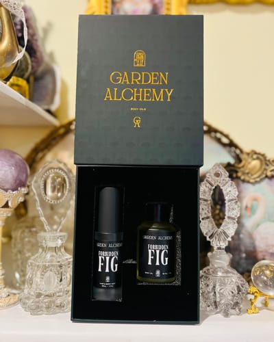 Customer photo review of FORBIDDEN FIG DUO - LIMITED EDITION COLLECTOR'S SET