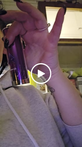 Customer video review of JNR - Shisha Hookah Max 22K - Puff Jetable / Disposable - 2% nicotine