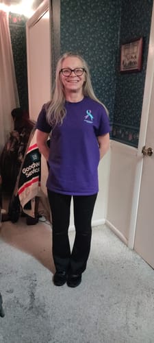Customer photo review of Round 174 (Unisex Classic Tee | Gildan)