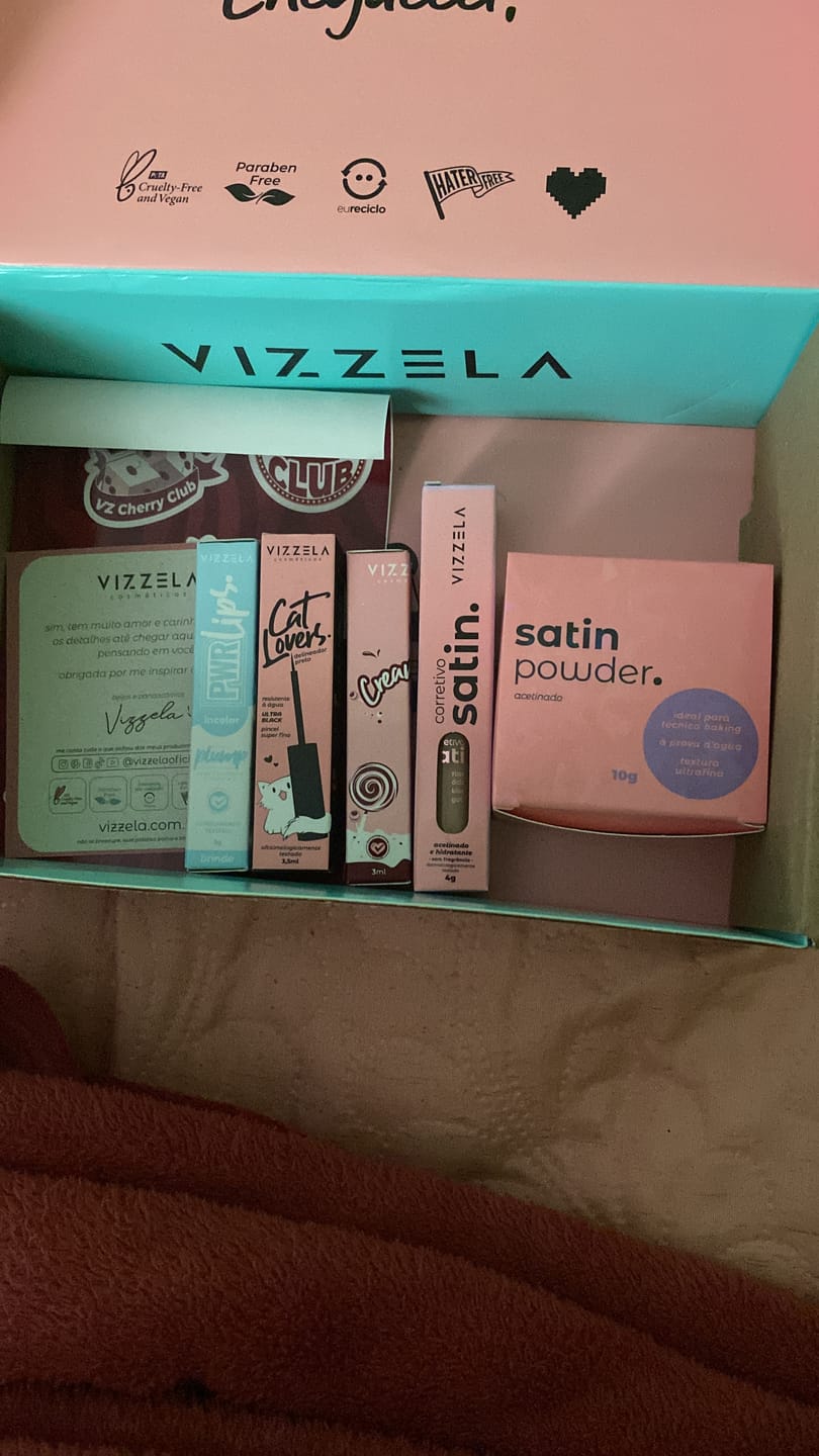 Customer photo review of Corretivo Líquido SATIN - Vizzela