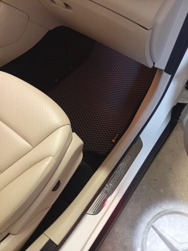 Lucjan H. review of Dywaniki samochodowe na zamówienie - Przód i tył image 1 out of 3