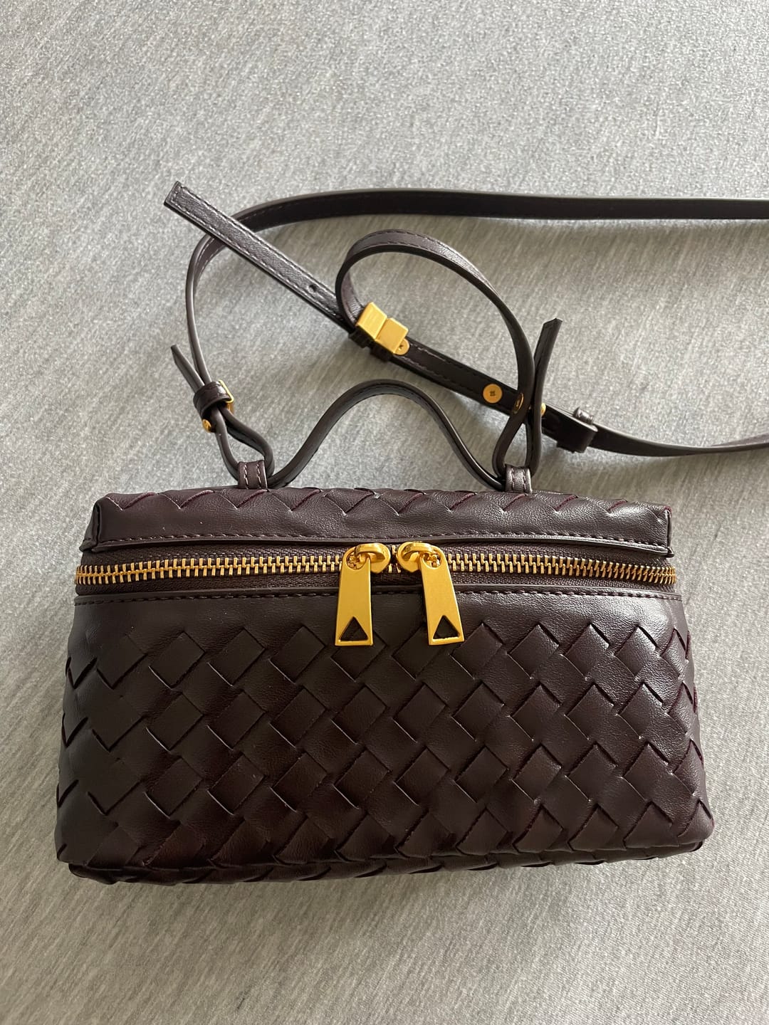 Customer photo review of Tara Woven bag