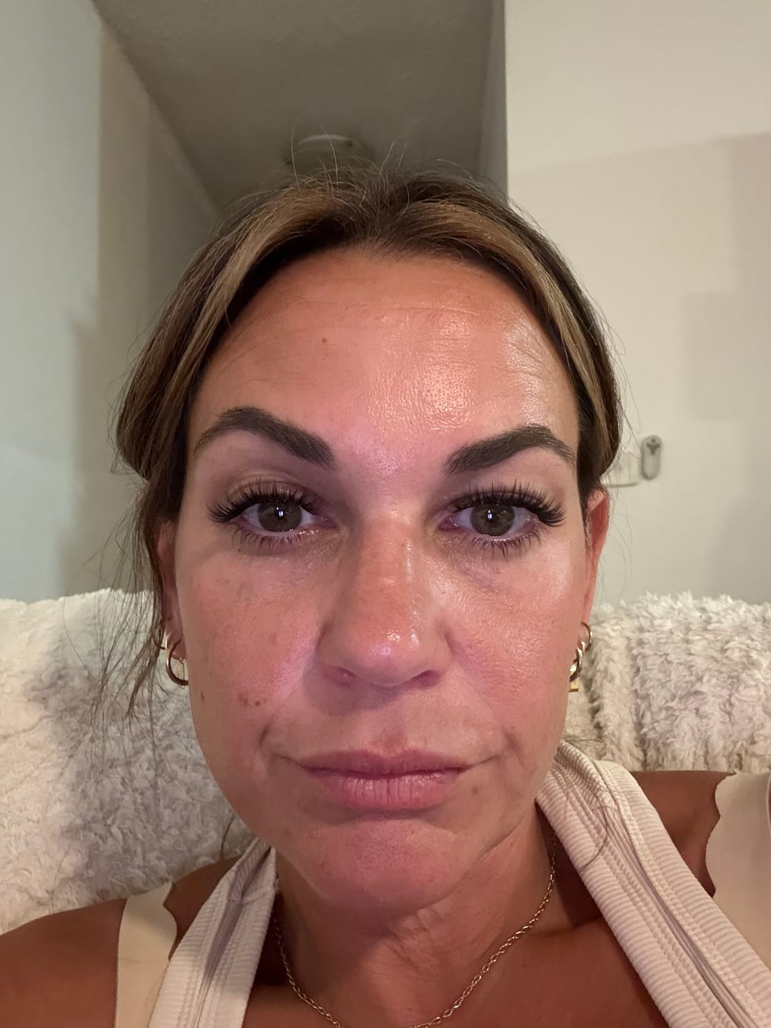 Customer photo review of Infinaluxe Dual-Sided Long Wear Lash Bond