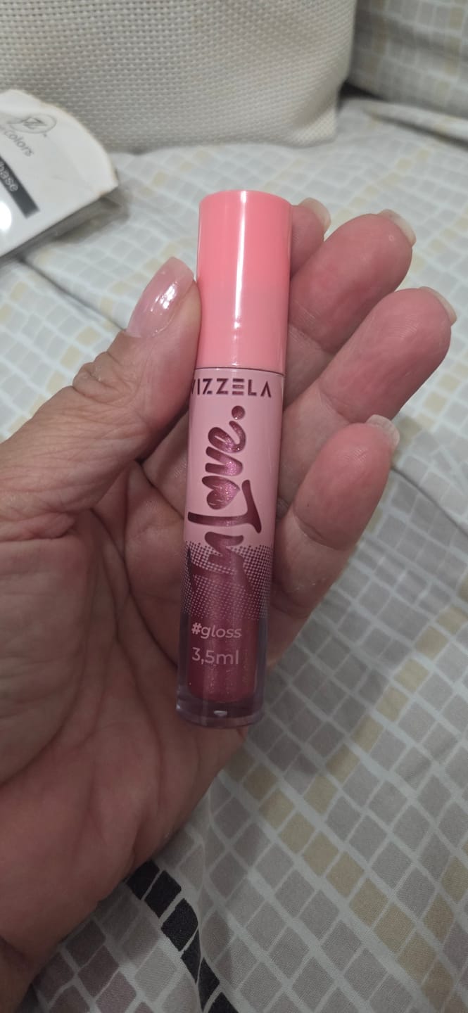 Customer photo review of Gloss In Love