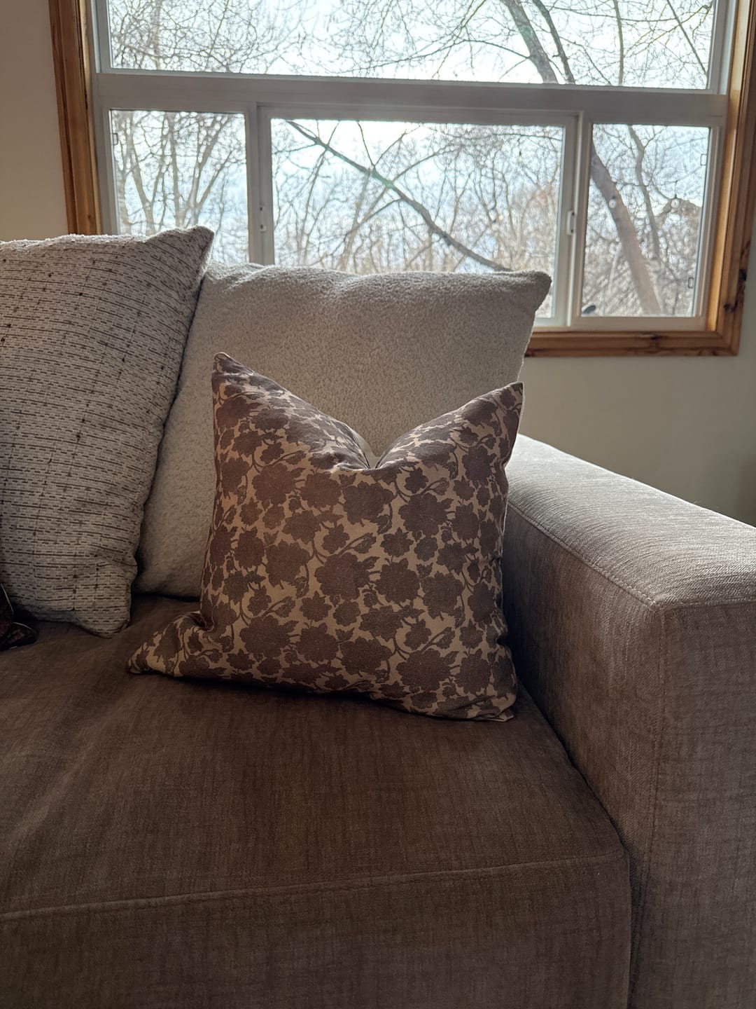 Customer photo review of Nora - 18" | 22"