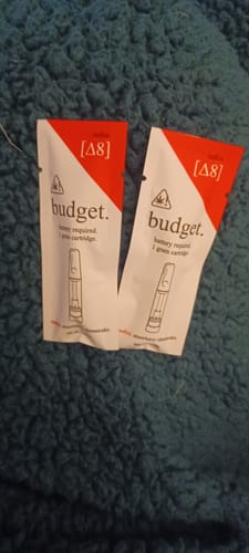 Customer photo review of 1 Gram Delta-8 THC Vape Cartridge | Strawberry Cheesecake - Indica