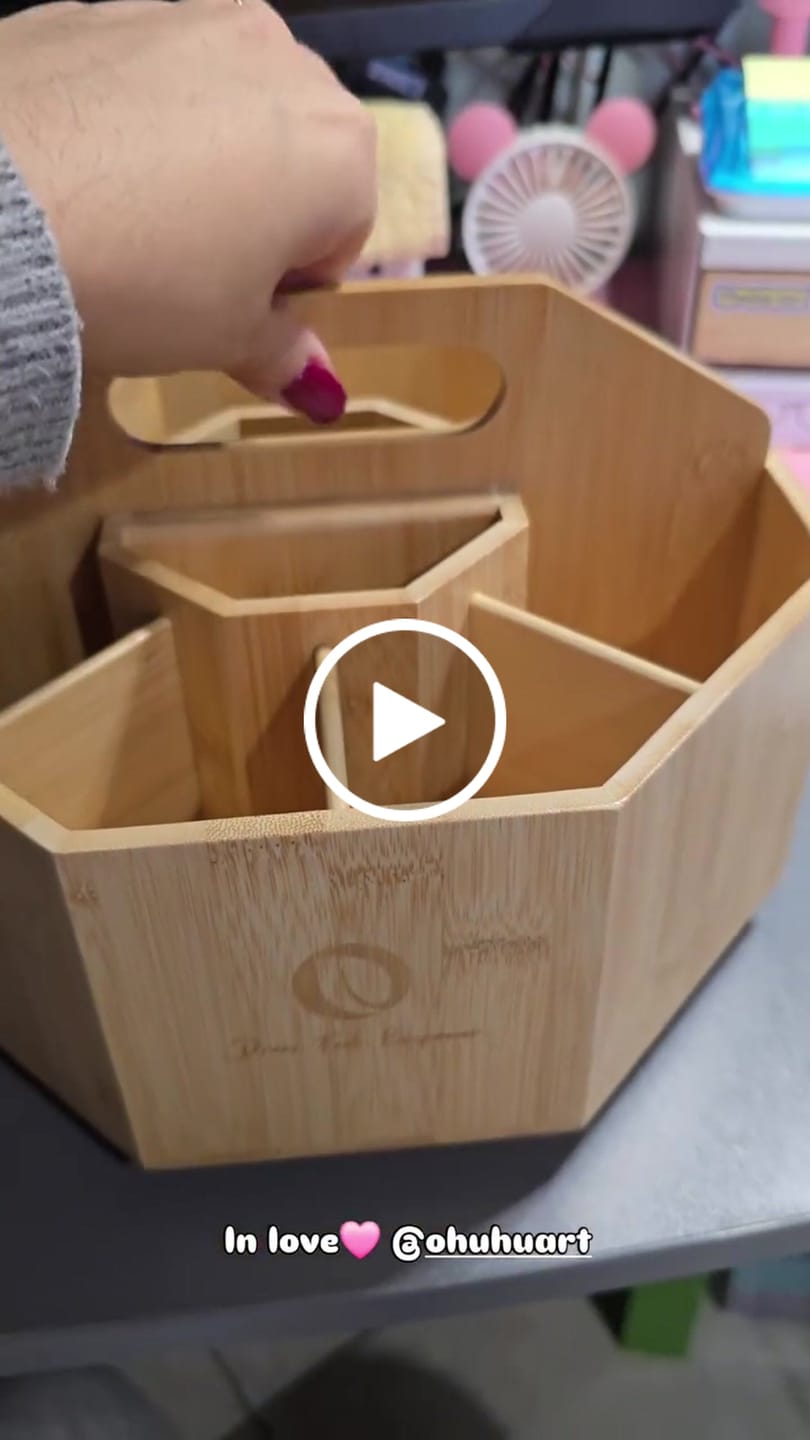 Customer video review of Ohuhu 360° Bamboo Rotating Marker Organizer