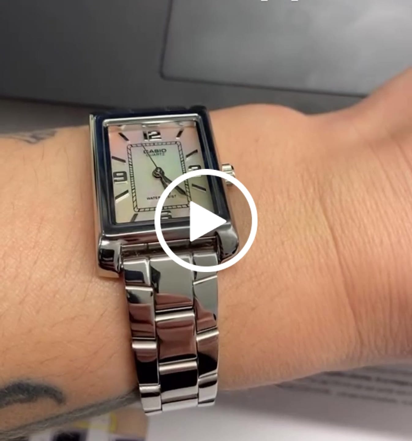 Customer video review of Reloj Casio Tank Análogo LTP-1234DS-4A Nácar Rosa