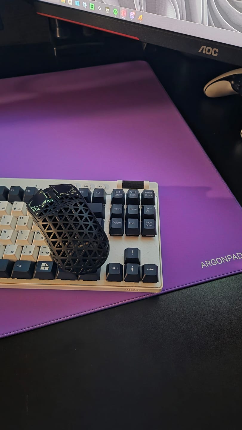 Customer photo review of SWIFT [SPEED] ǀ GAMING MOUSEPAD
