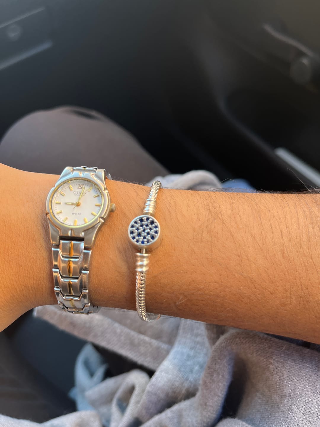 Customer photo review of Pulsera Luna Llena