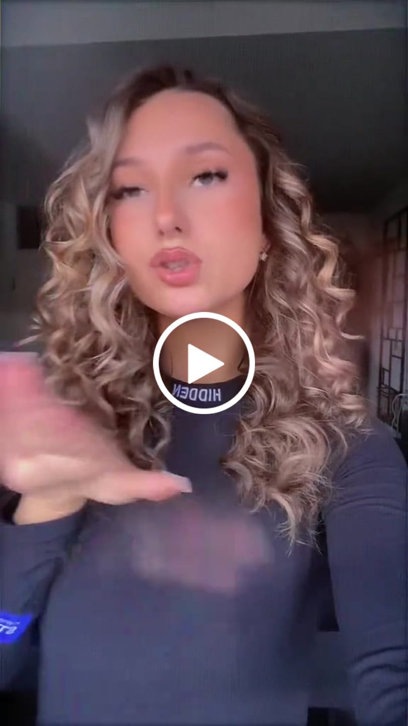Recenzja wideo klientki dotycząca produktu BLUE LABEL SHEER BODYSUIT BLACK