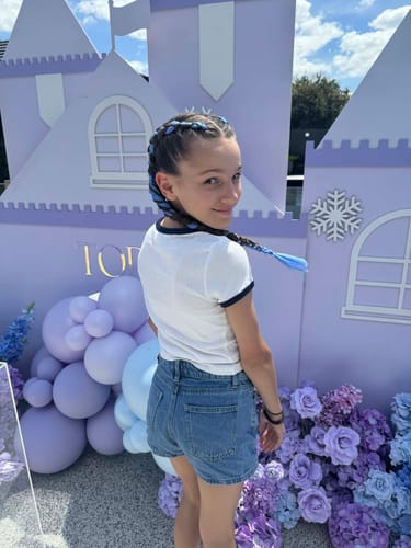 Customer photo review of Queen 26" inches - Braiding Hair Extensions