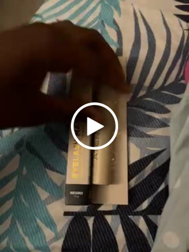 Customer video review of PESTAÑINA A PRUEBA DE AGUA