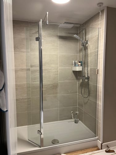 Customer photo review of ShowerWorX 215mm Wetroom 8mm Return Screen