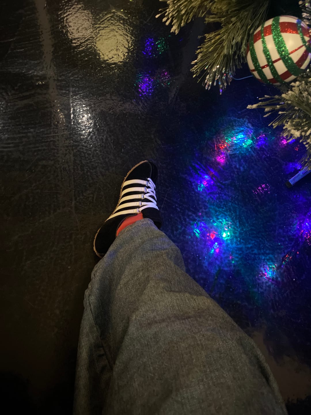 Customer photo review of 74502-022-M | KSRC BEFORE THE CLASSIC | BLACK/SNOW WHITE/GUM/GOLD