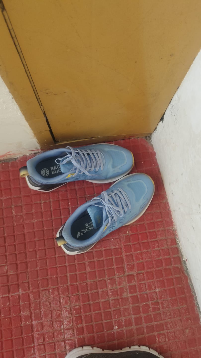 Customer photo review of Bacca Bucci Axiom | All-Day Comfort Performance Sneakers