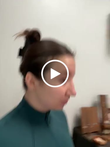 Customer video review of cloud clips