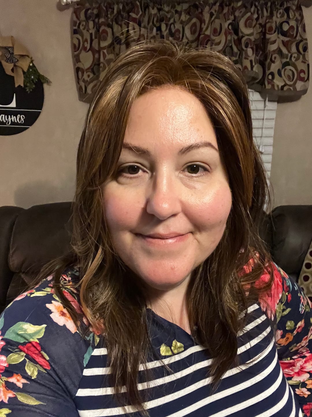 Customer photo review of SECRET LIASON - Chocolate Cedar