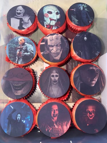 Customer photo review of 12 x 6.35 cm Round Standard Cookie Edible Icing Images