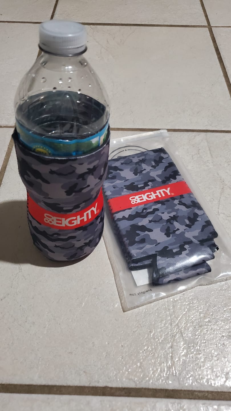 Customer photo review of 80Eighty® Camo Slim Koozie