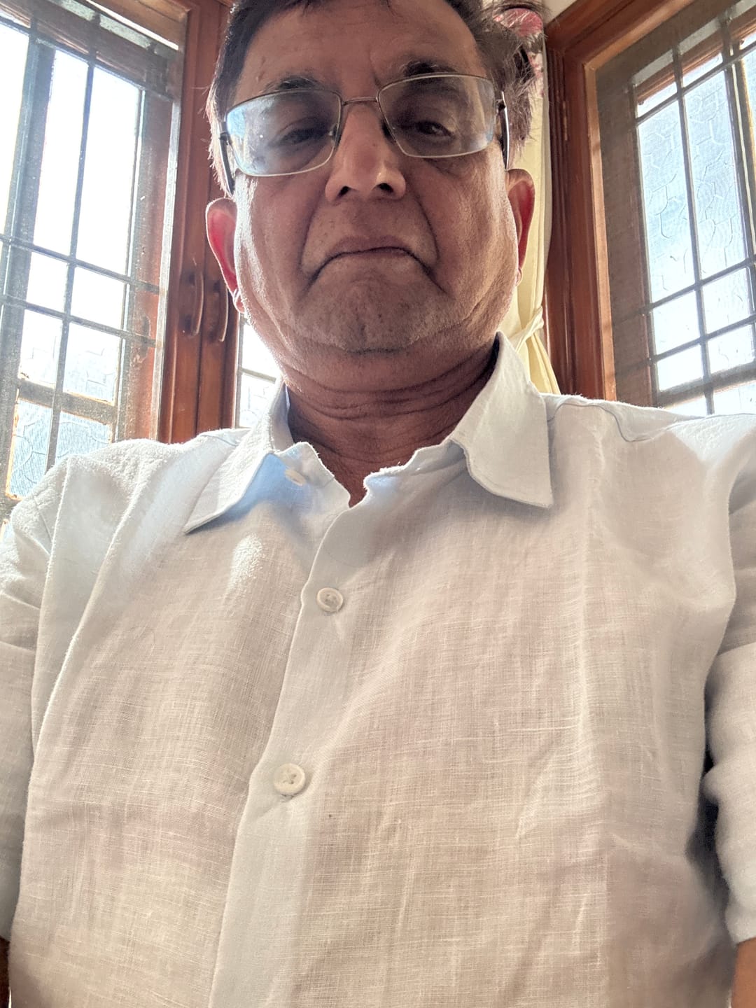Customer photo review of Men Light Blue Pure Linen Short Sleeve Shirt