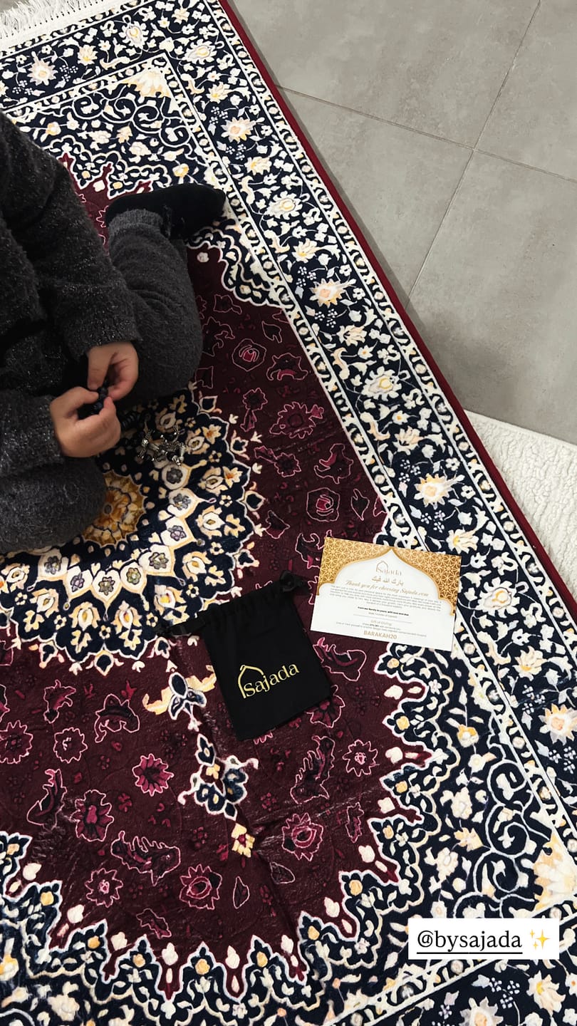 Customer photo review of Moroccan Padded Prayer Mat
