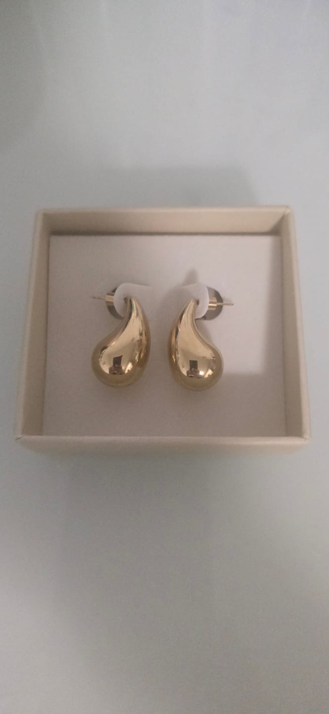 Customer photo review of Britt Earrings