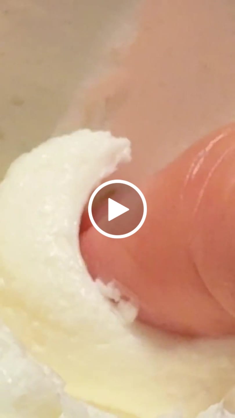 Customer video review of Magnesium Cream (Lavender & Chamomile) - 4 oz