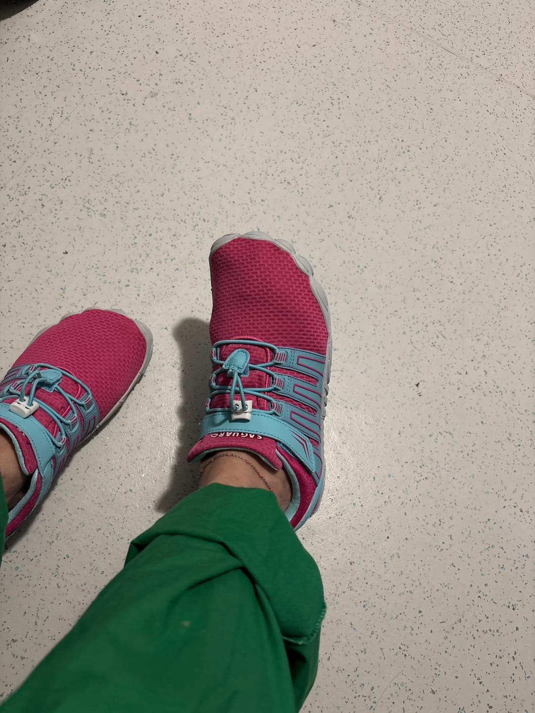 Customer photo review of Vigor II - Barefoot Chaussures