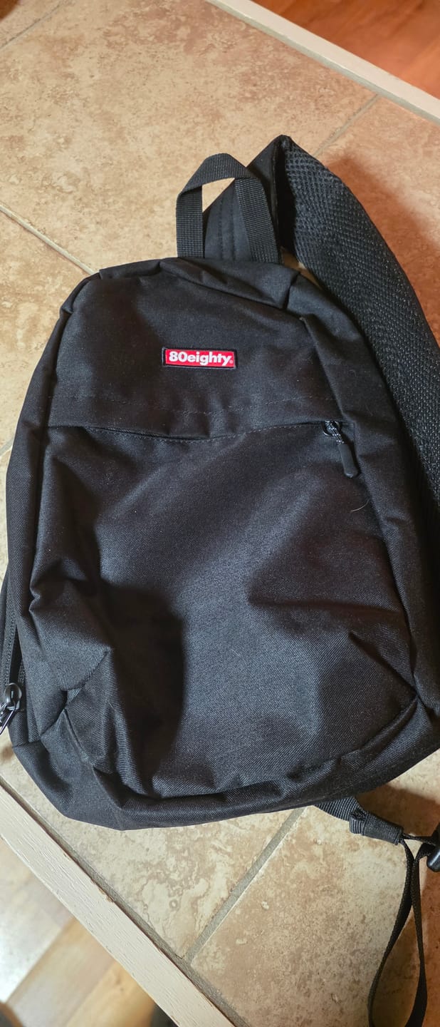 Customer photo review of 80Eighty® Sling Bag
