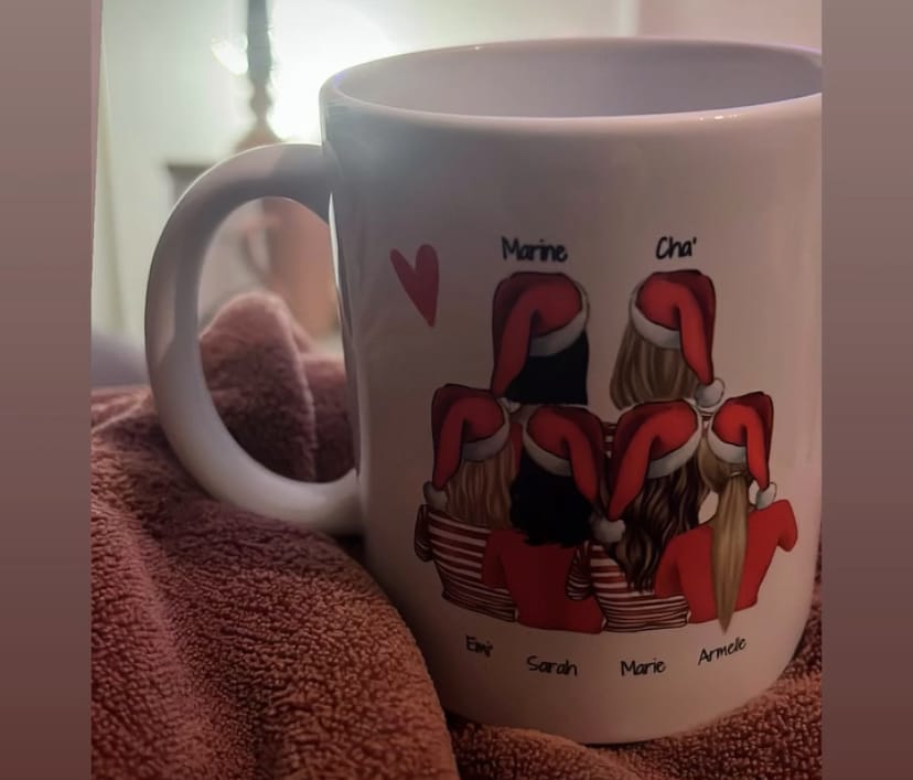 Customer photo review of XMAS GIRLS
