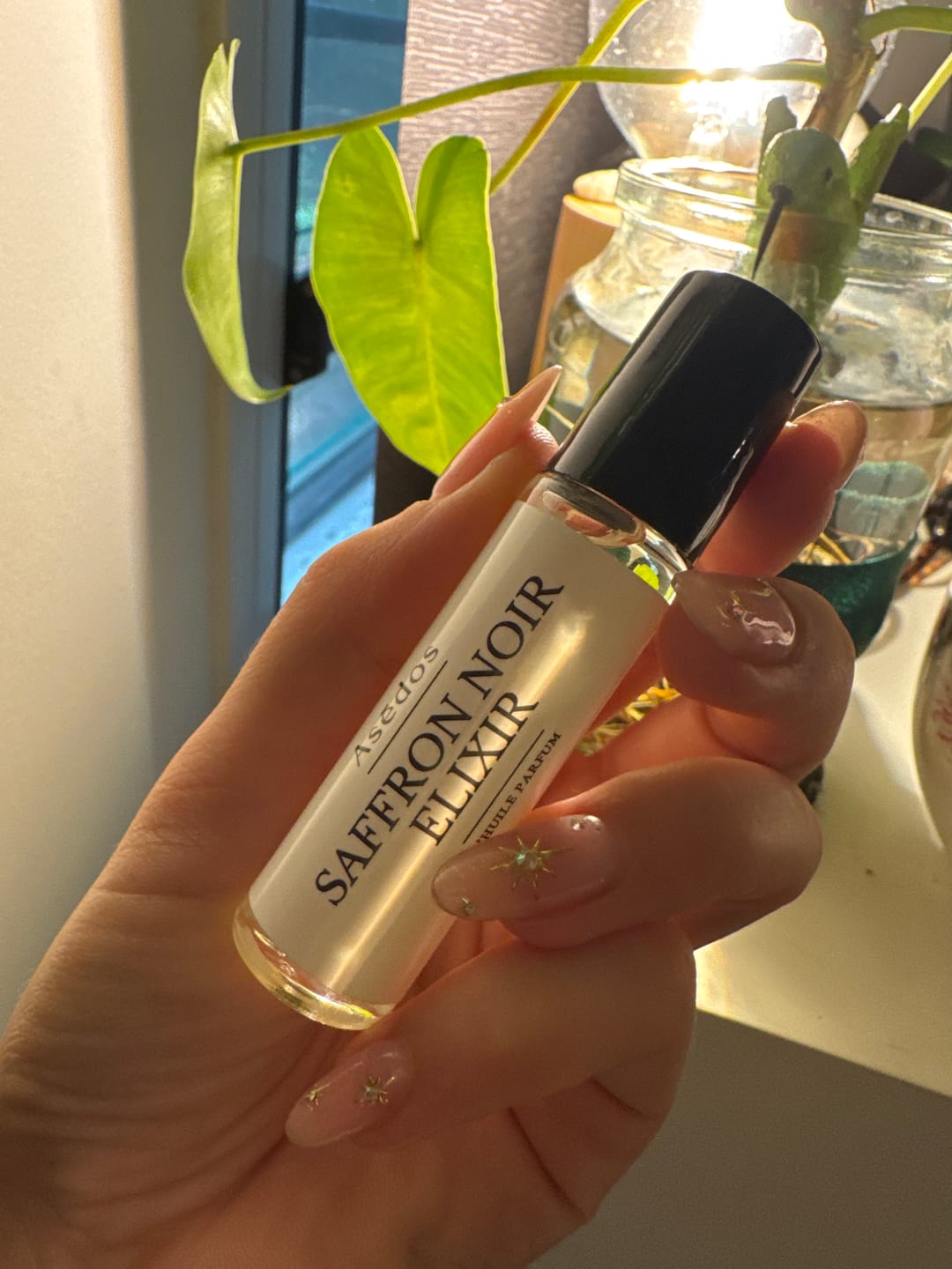 Customer photo review of SAFFRON NOIR ELIXIR PERFUME OIL