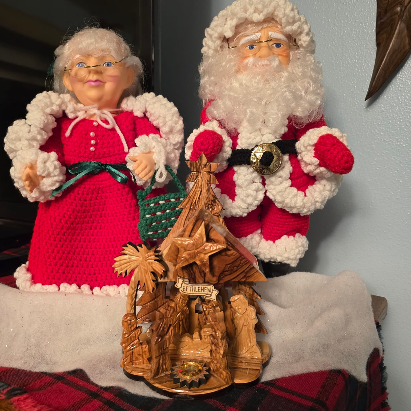 Customer photo review of Holy Land Nativity Scene with Music Box