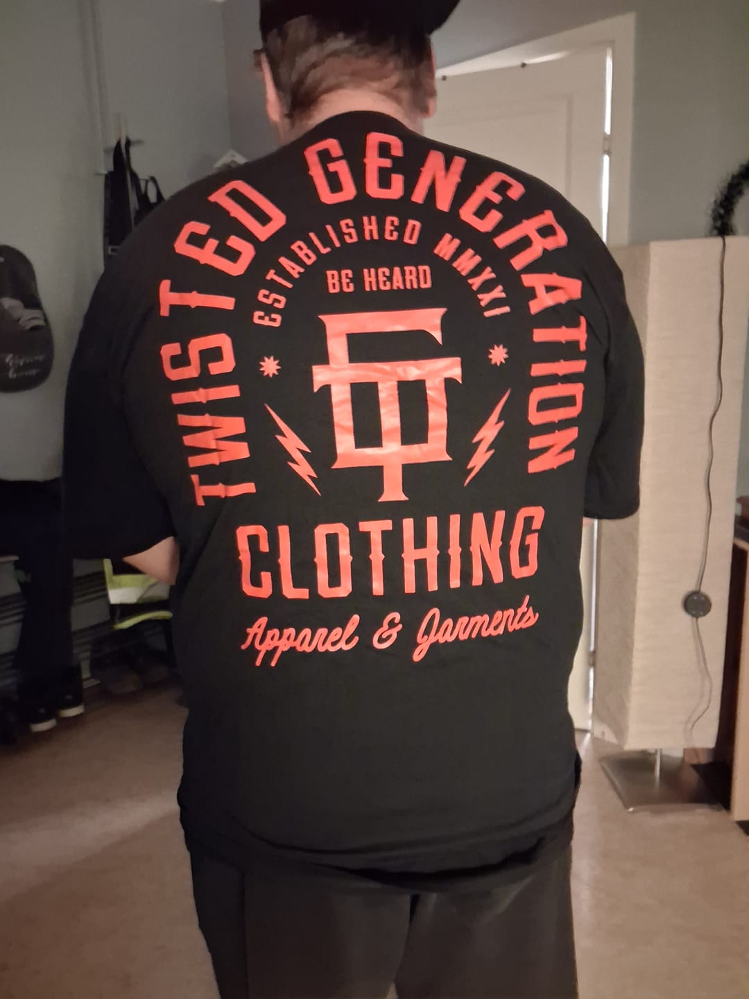 Customer photo review of Red Skull Oversized T-shirt