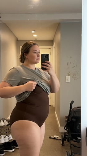 Customer photo review of Luxe Sculpt Bodysuit