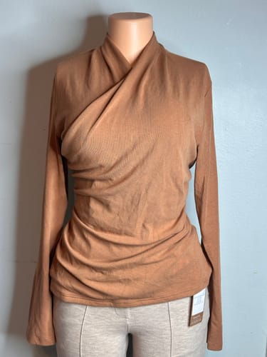 Customer photo review of OGL Women's NWT/NWOT Wholesale Clothing