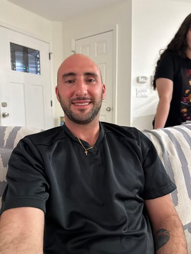 Customer photo review of CROSS CHAIN | 18K Gold