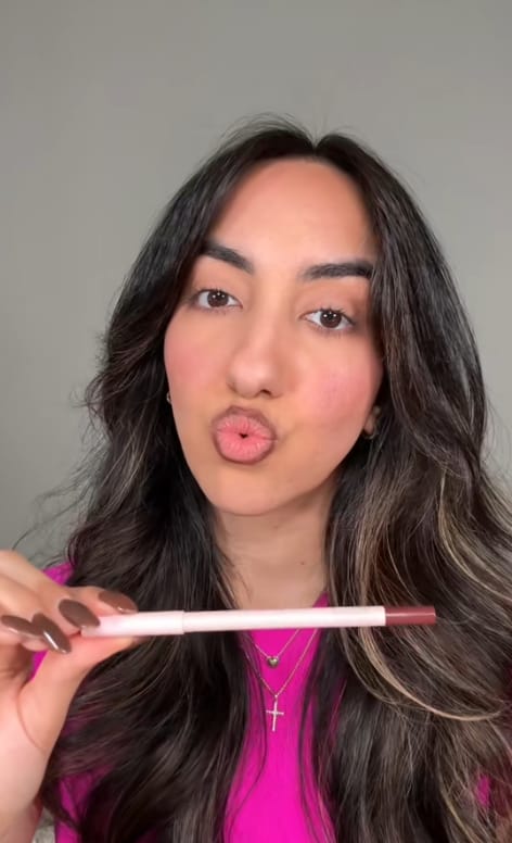 Customer photo review of Perfect Matching Lip Liner
