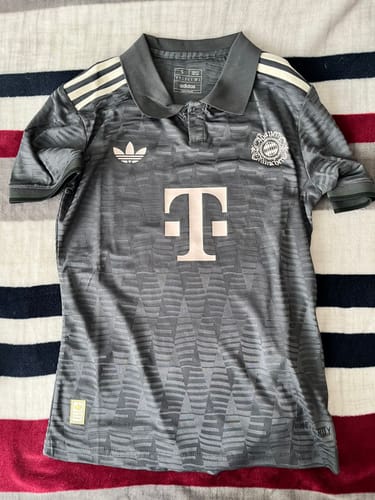 Customer photo review of Bayern München - 24/25