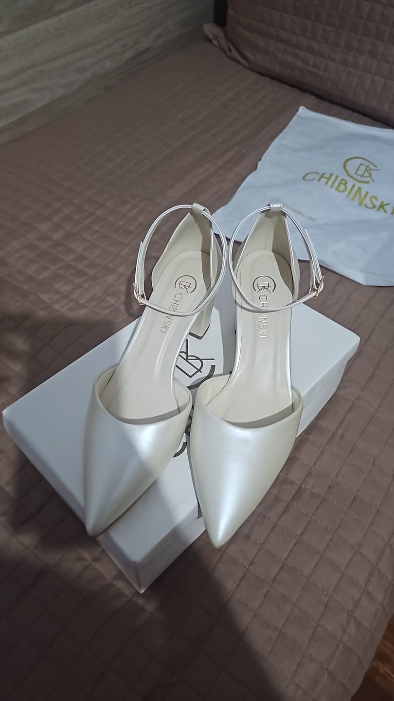 Customer photo review of Scarpin Noiva Couro Perolado Off White