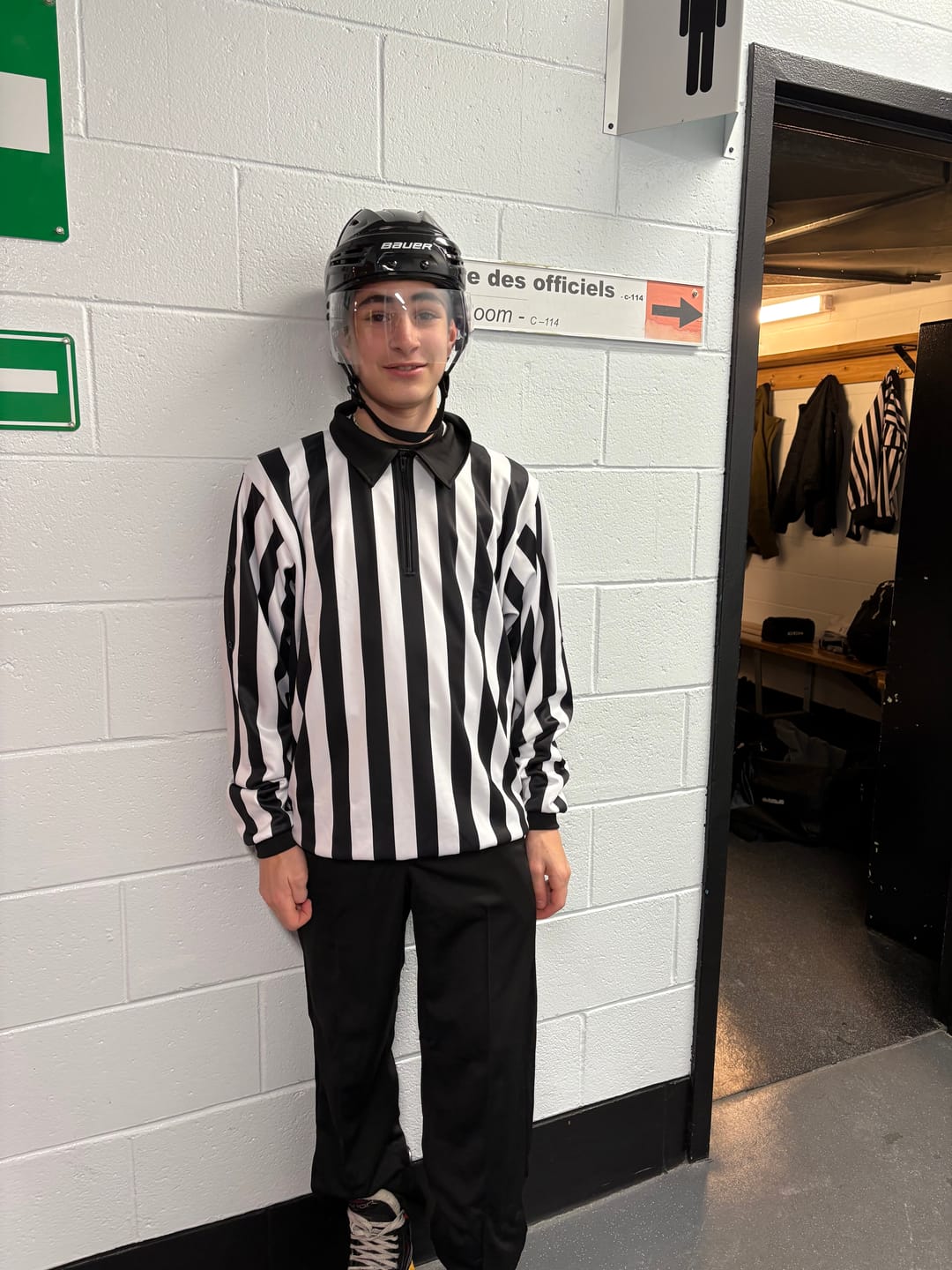 Customer photo review of ZL1 HOCKEY REFEREE JERSEY WITH SNAPS - LINESMAN