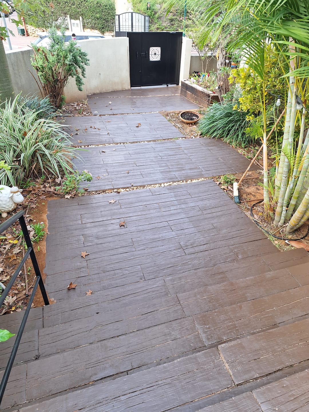 Customer photo review of צבע רצפות לשימוש חיצוני - פוליאוריתן דנברגלוס אקרילי עליון